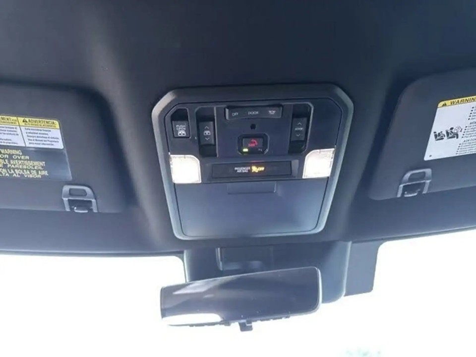 Toyota Tundra 3.4 V6 Limited - foto 22