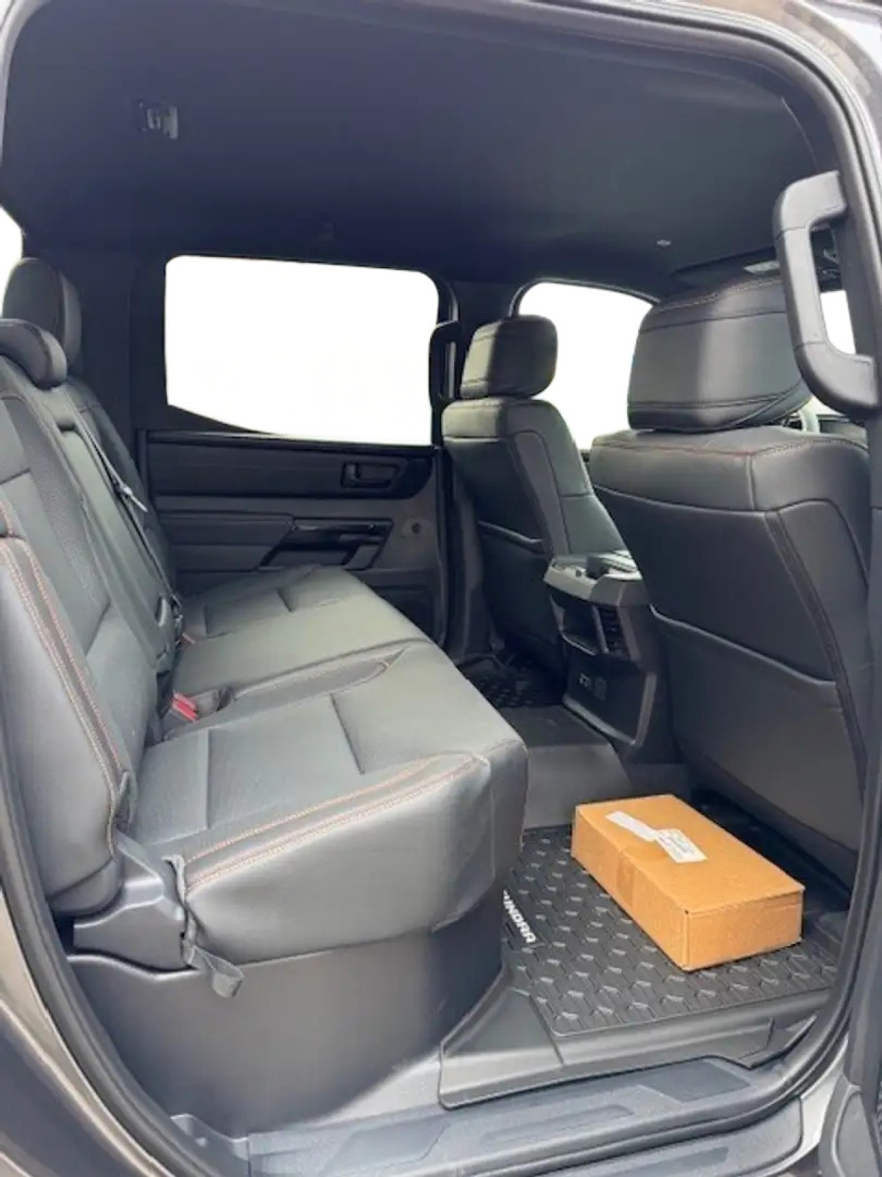 Toyota Tundra SR TRD RALLY PACKAGE - foto 10