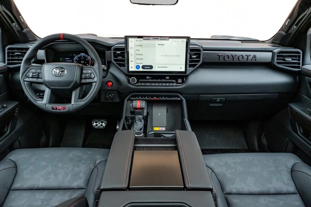 Toyota Tundra Limited TRD PRO (5)