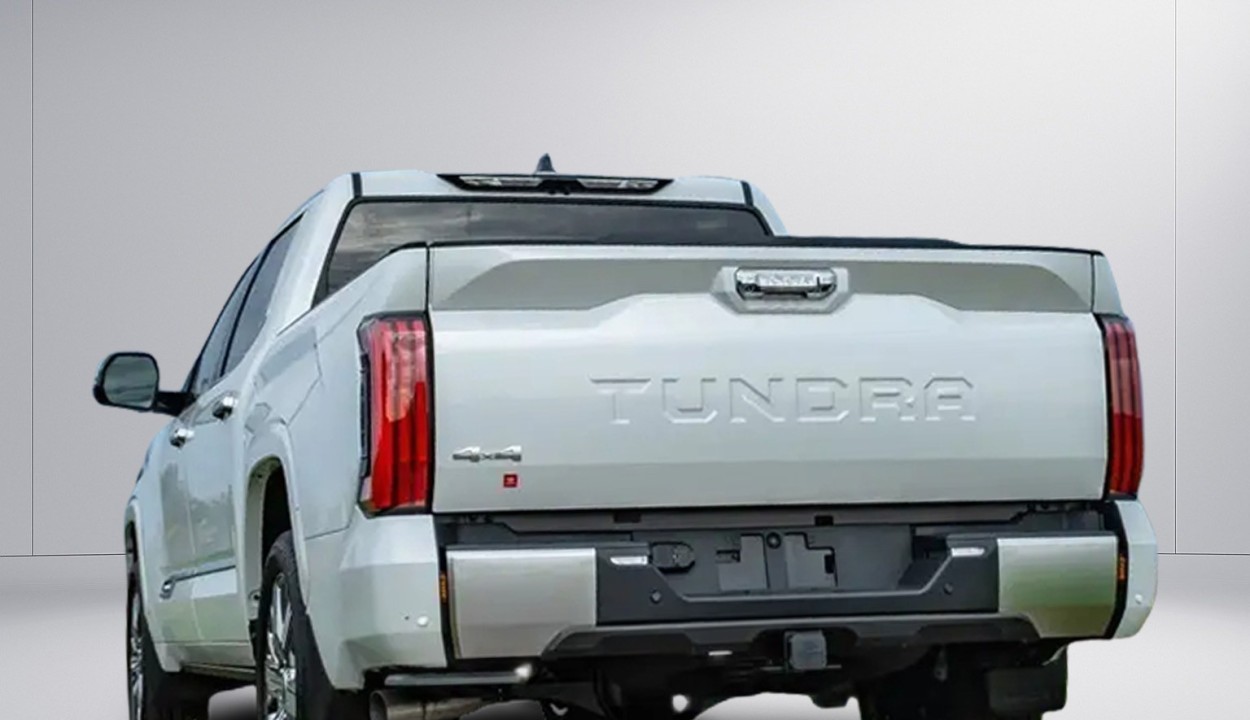 Toyota Tundra Capstone (5)