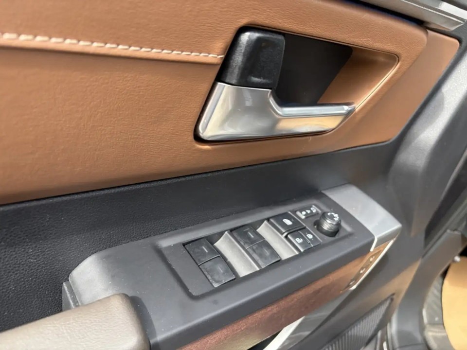 Toyota Tundra 1794 Edition - foto 11