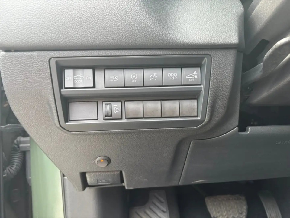 Toyota Tundra Limited Crew Max - foto 11