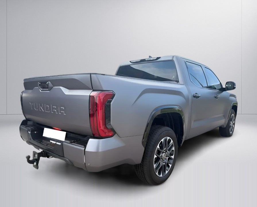 Toyota Tundra Limited Crew Max (2)