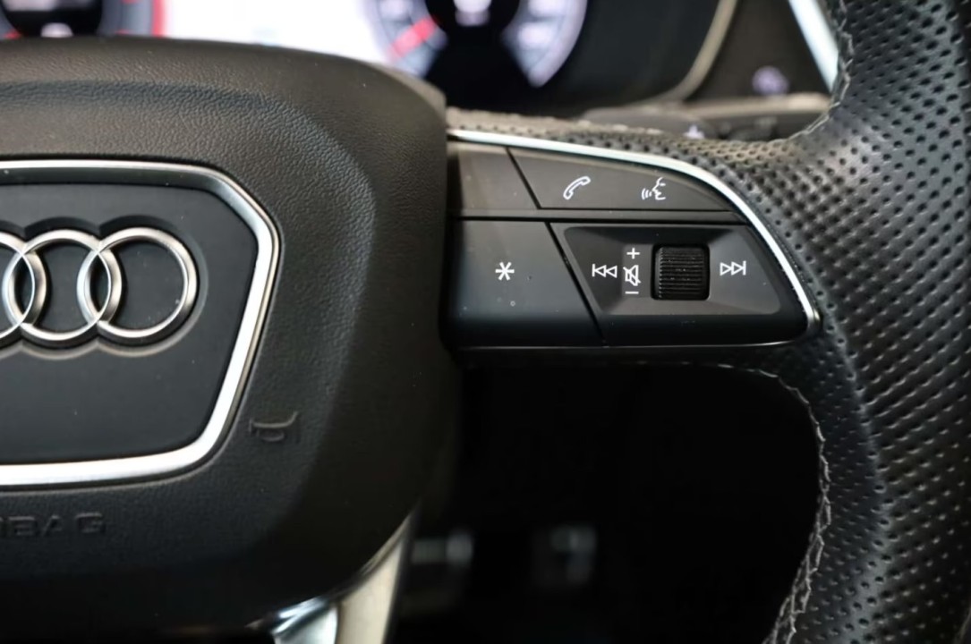 Audi Q5 50TDI quattro tiptronic S-Line - foto 8