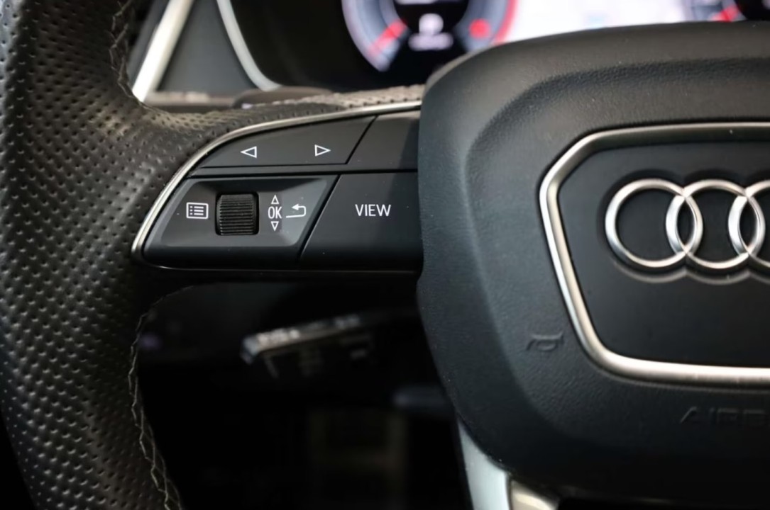 Audi Q5 50TDI quattro tiptronic S-Line - foto 7