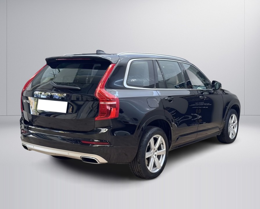 Volvo XC 90 B4 Momentum Pro (3)