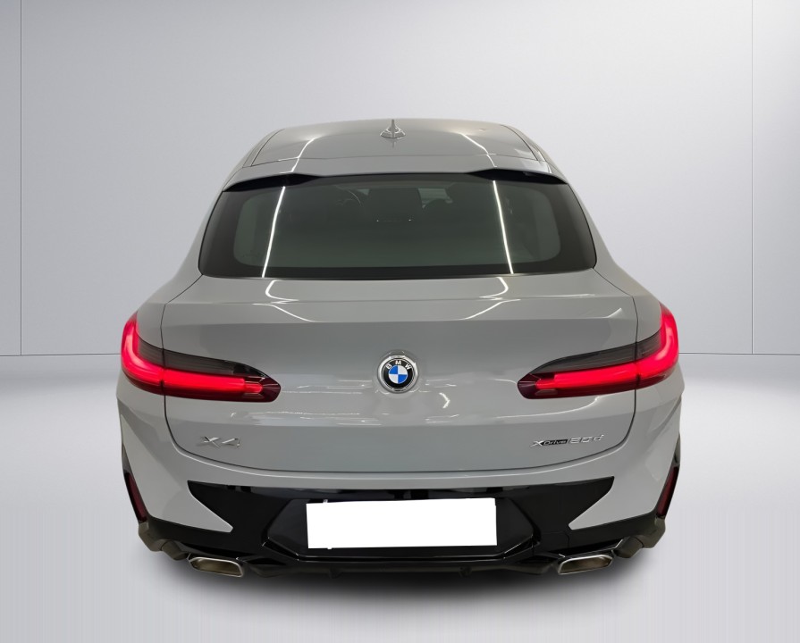 BMW X4 xDrive20d M-Sport (4)