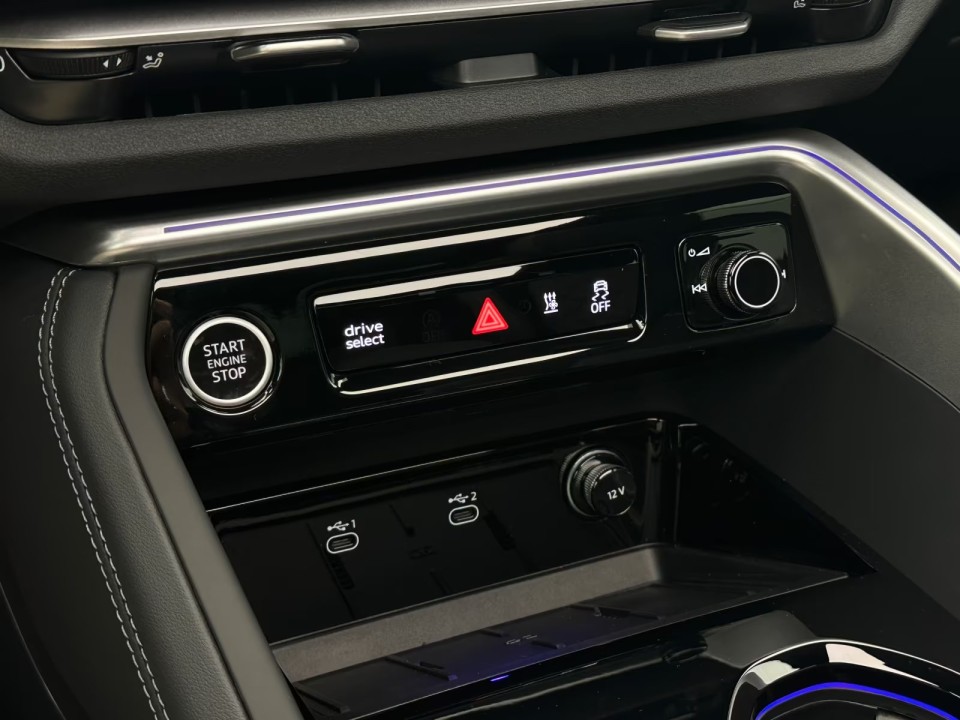 Audi Q5 40TDI quattro S tronic Edition One - foto 25