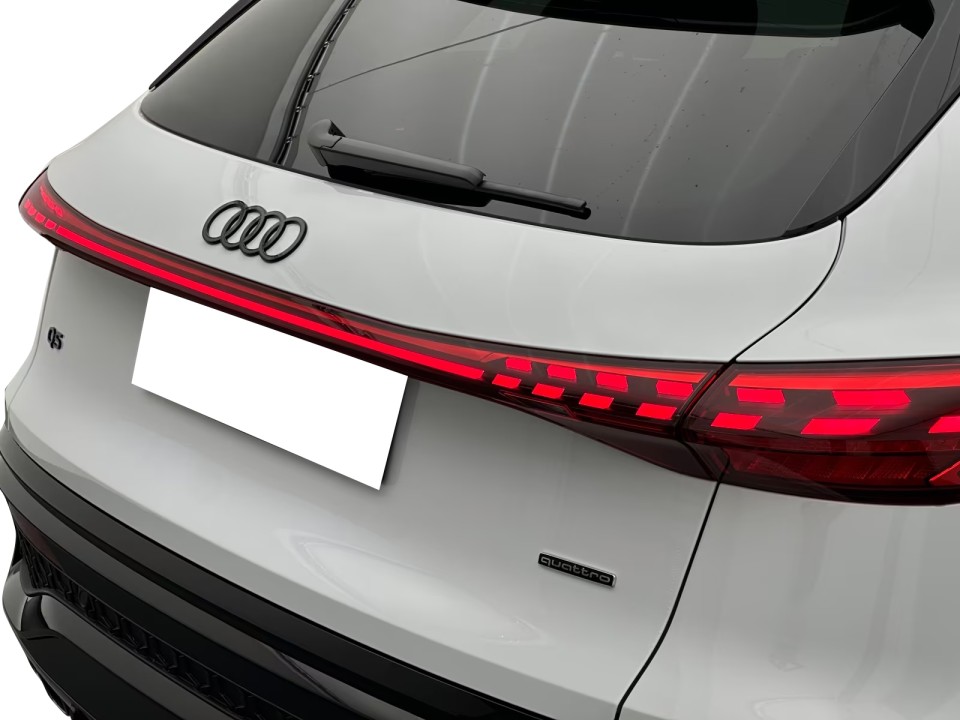 Audi Q5 40TDI quattro S tronic Edition One - foto 43