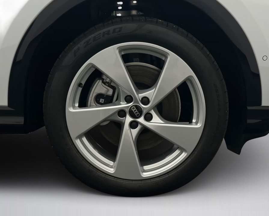 Audi Q5 40TDI quattro S tronic Edition One - foto 48