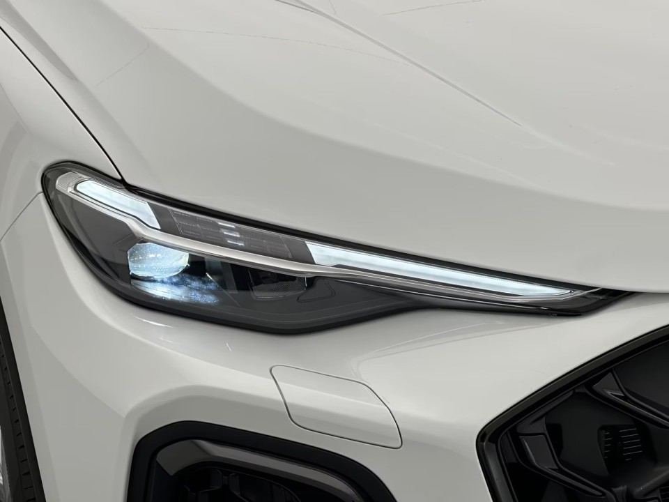 Audi Q5 40TDI quattro S tronic Edition One - foto 41