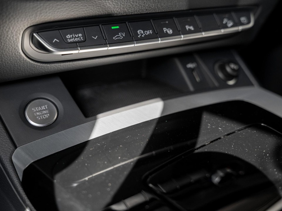 Audi Q5 55 TFSIe quattro S tronic - foto 11