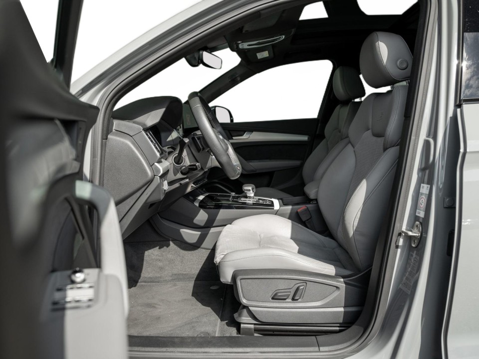 Audi Q5 55 TFSIe quattro S tronic (5)