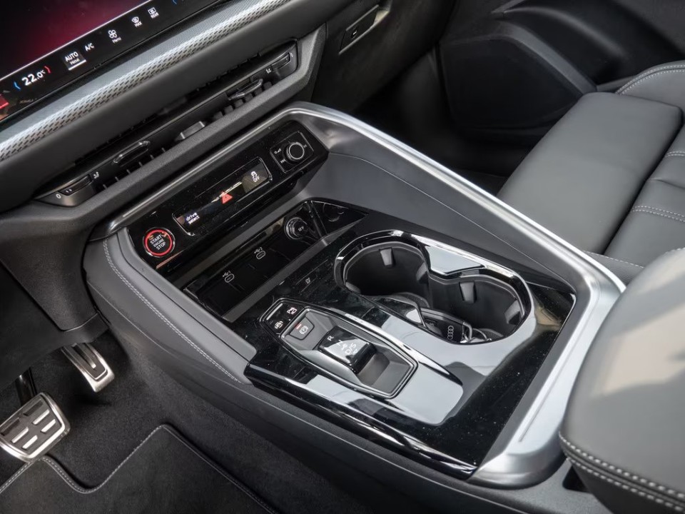 Audi Q5 40TDI quattro S tronic Edition One - foto 7