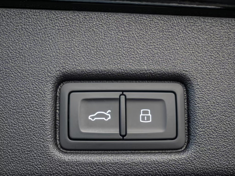 Audi Q5 40TDI quattro S tronic Edition One - foto 16