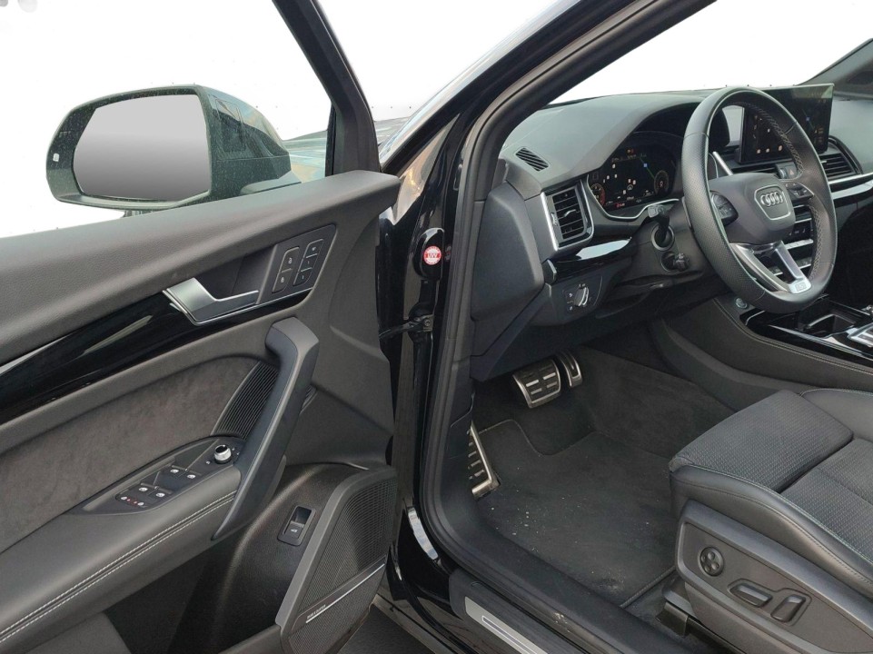 Audi Q5 40TDI quattro S tronic (4)