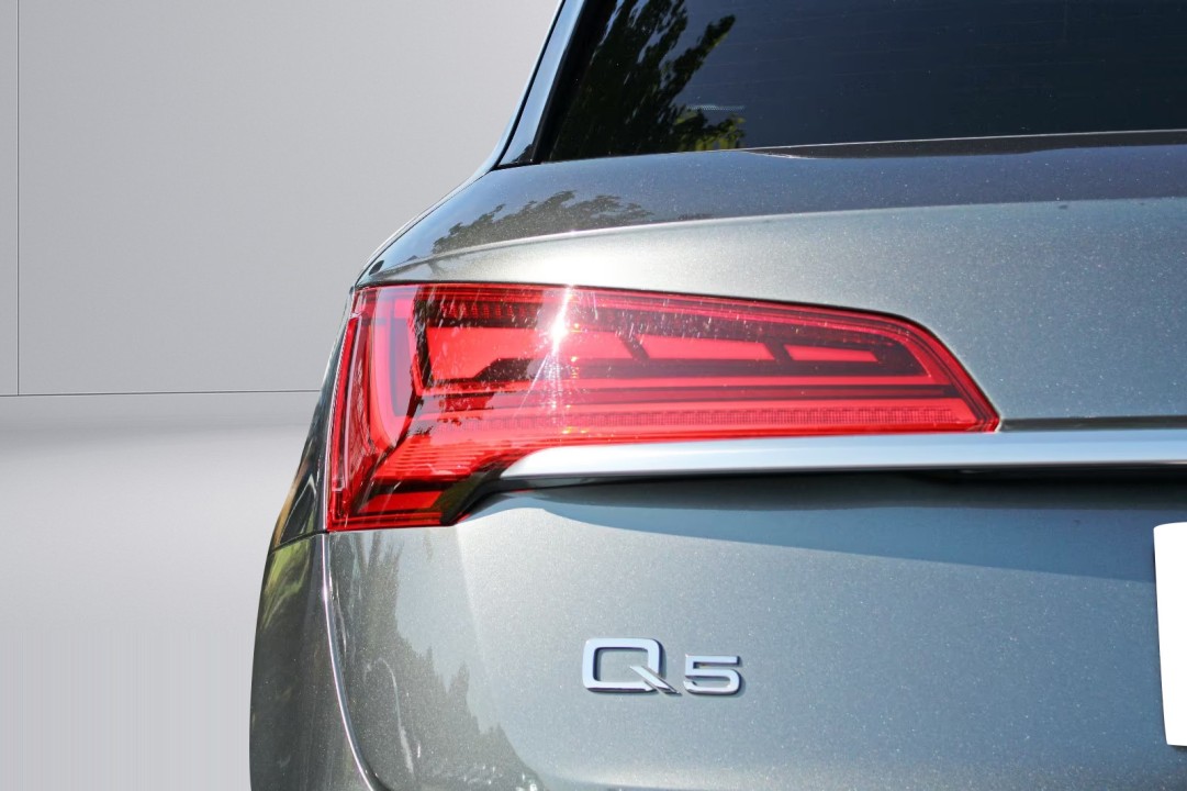 Audi Q5 50TDI quattro tiptronic S-Line - foto 30