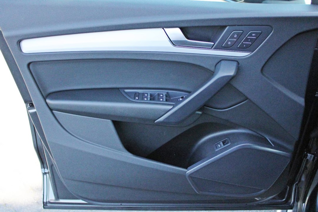 Audi Q5 50TDI quattro tiptronic S-Line - foto 23