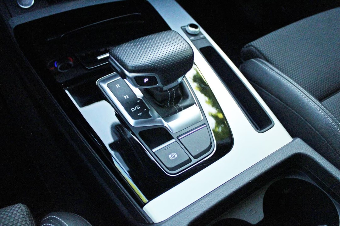 Audi Q5 50TDI quattro tiptronic S-Line - foto 13