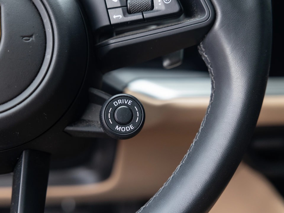 Porsche Cayenne E-Hybrid - foto 13