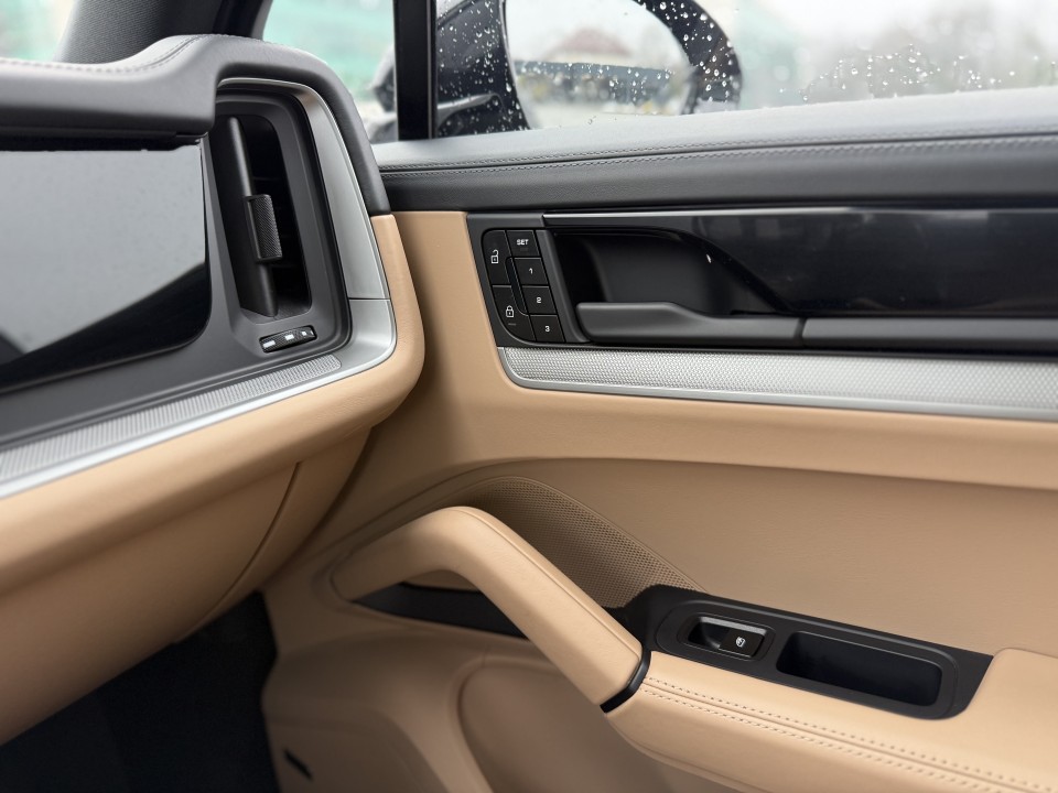 Porsche Cayenne E-Hybrid - foto 26