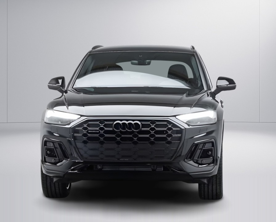 Audi Q5 45TFSI quattro S tronic (2)