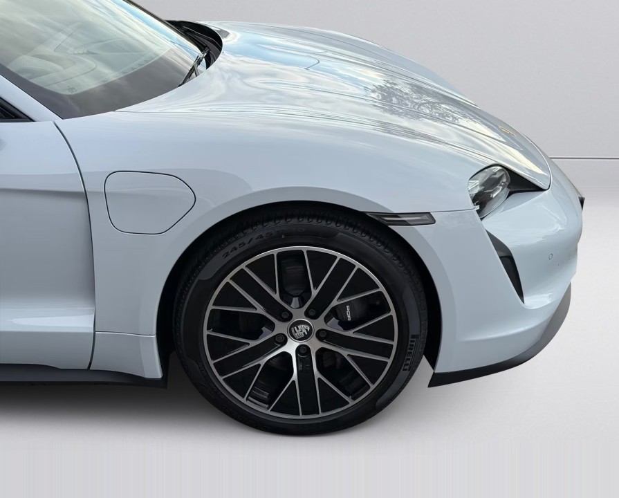 Porsche Taycan - foto 21