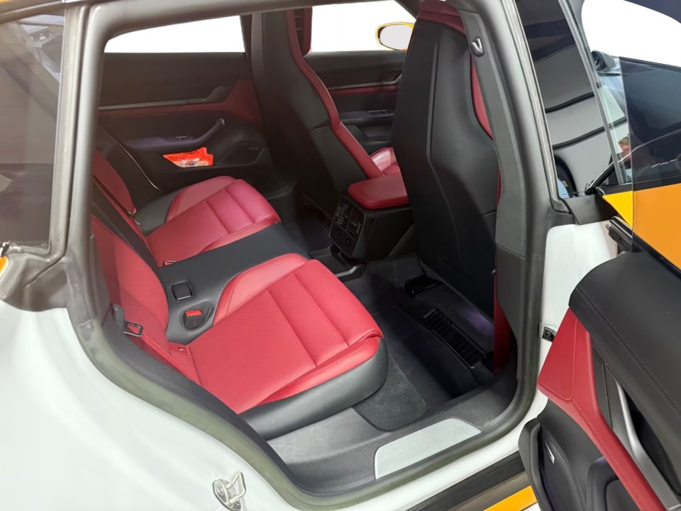 Porsche Taycan Turbo Sport Turismo - foto 13