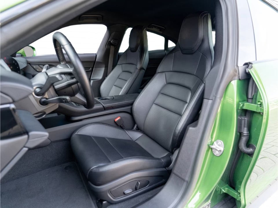 Porsche Taycan - foto 10