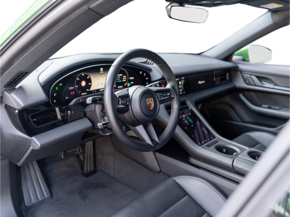 Porsche Taycan - foto 8