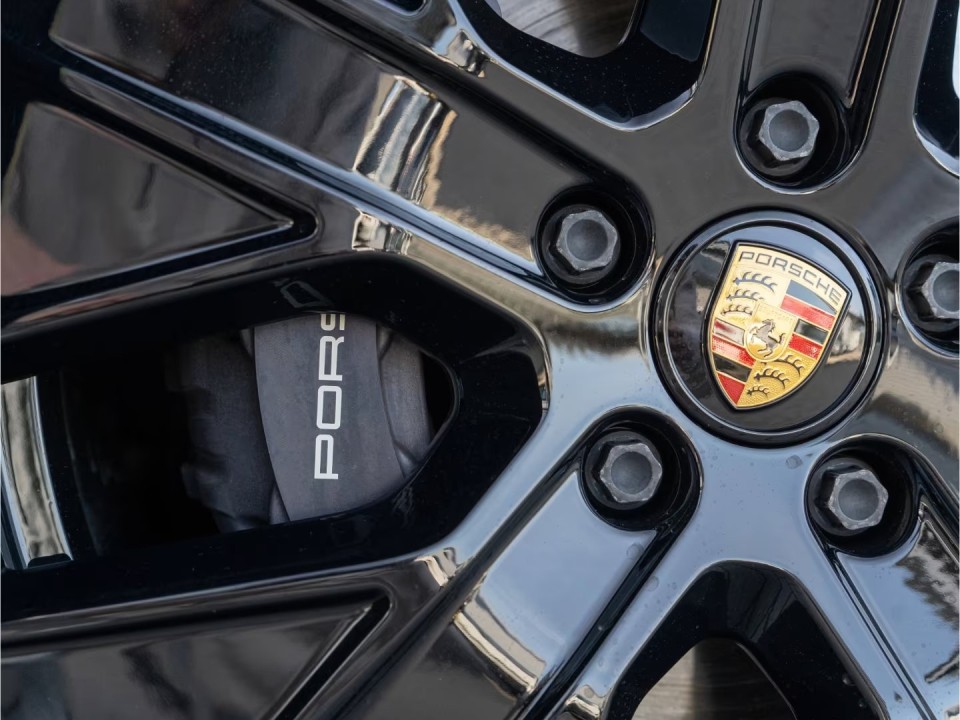 Porsche Taycan - foto 33