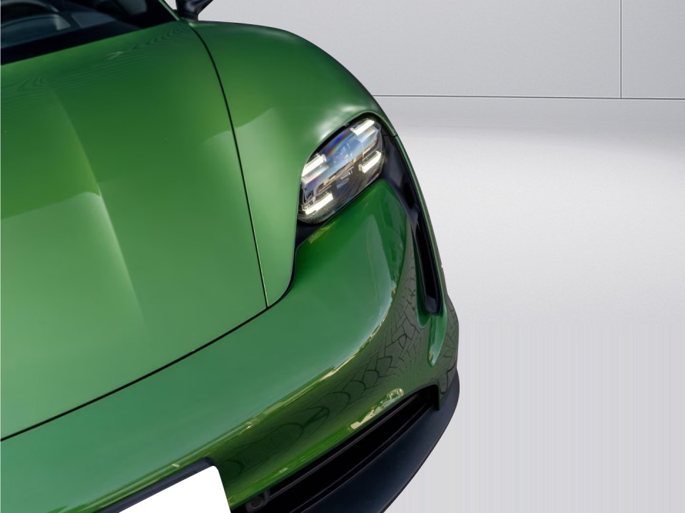 Porsche Taycan - foto 22