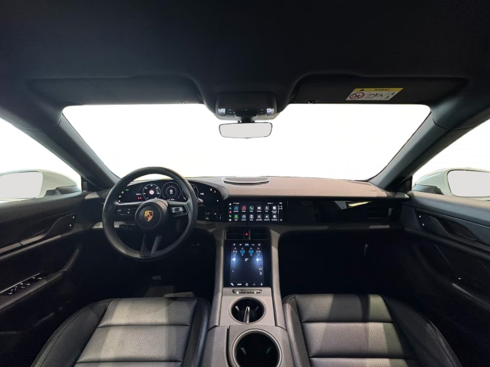 Porsche Taycan Sport Turismo - foto 11