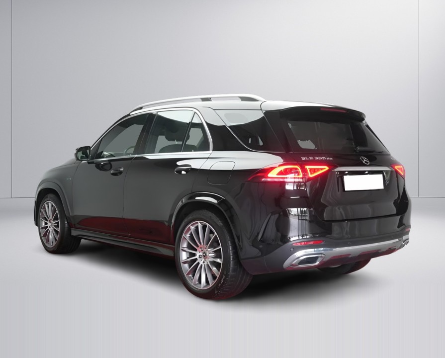 Mercedes-Benz GLE 350de 4MATIC AMG (3)