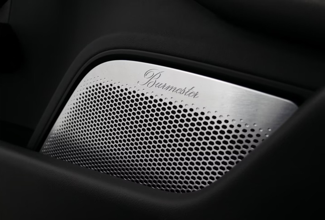 Porsche Taycan - foto 22