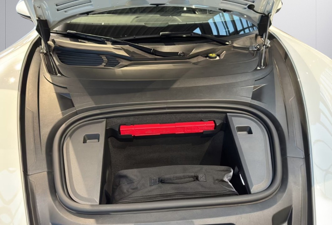 Porsche Taycan - foto 21