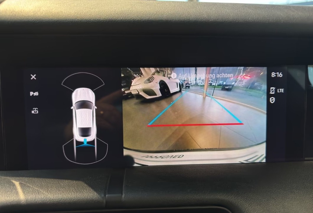 Porsche Taycan - foto 15