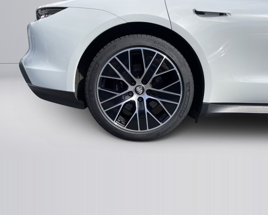 Porsche Taycan - foto 28