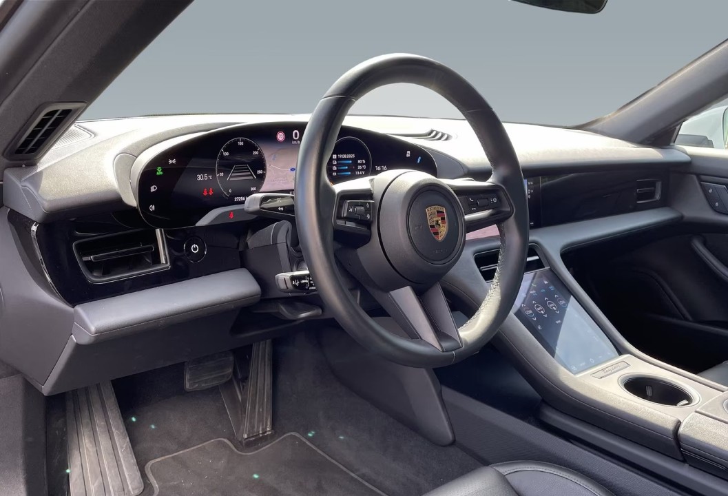 Porsche Taycan - foto 10