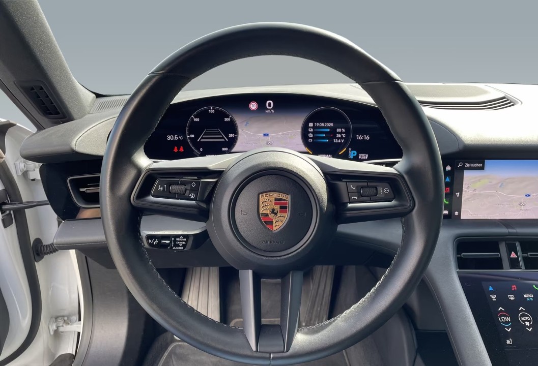 Porsche Taycan - foto 9