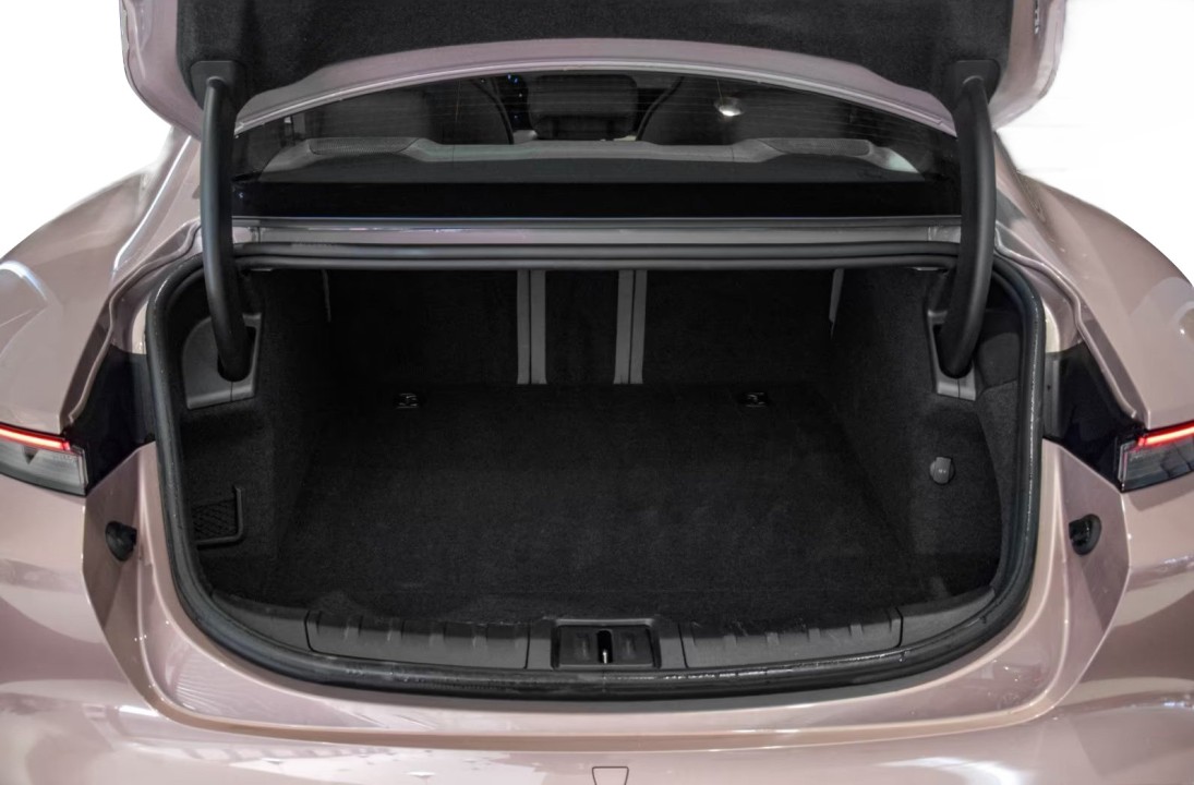 Porsche Taycan - foto 24