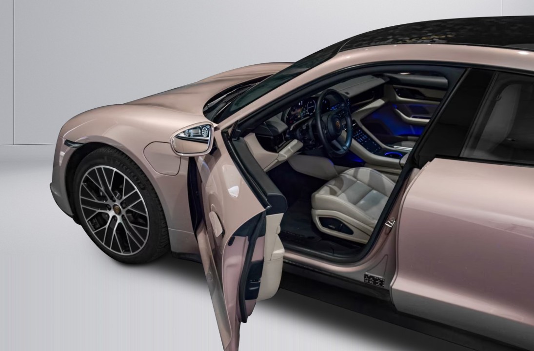 Porsche Taycan - foto 20