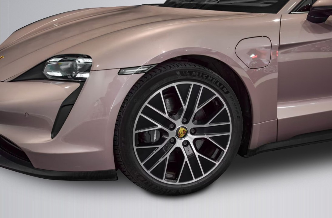 Porsche Taycan - foto 27