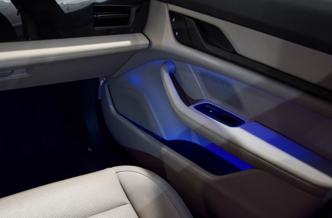 Porsche Taycan - foto 19