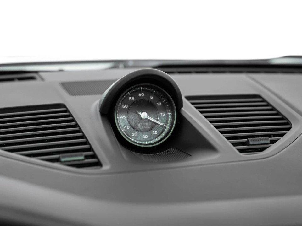 Porsche 911 Carrera 4 - foto 20