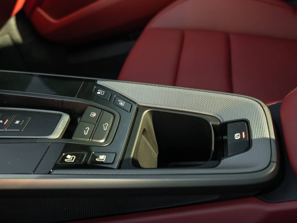 Porsche 911 Carrera 4 - foto 14