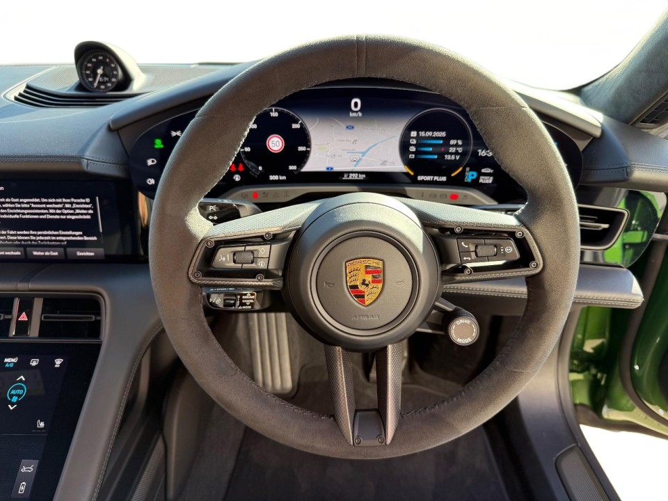 Porsche Taycan 4S - foto 13