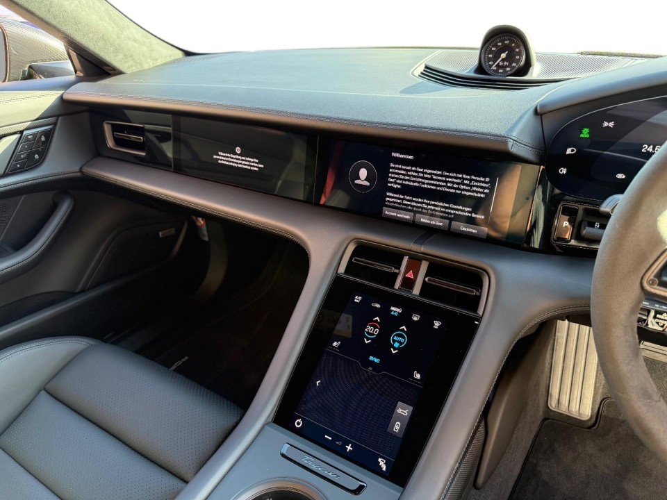 Porsche Taycan 4S - foto 14