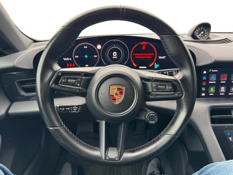 Porsche Taycan - foto 8