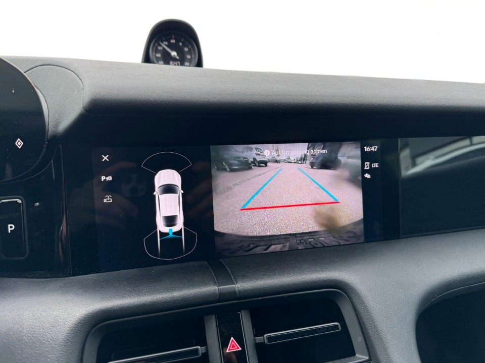 Porsche Taycan - foto 14